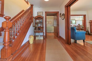 Lobby - 434 on Main (Amagansett)