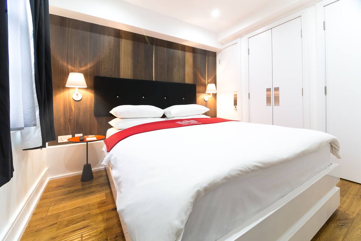 Apartment, 1 Bedroom, Annex Building (Located on 1st and 2nd floor - No lifts available) | Minibar, in-room safe, blackout drapes, soundproofing