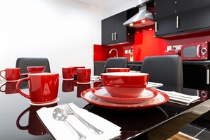 Fridge, coffee/tea maker - The Whitechapel Hotel (London)
