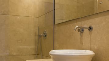 Superior-Doppelzimmer, Stadtblick | Badezimmer