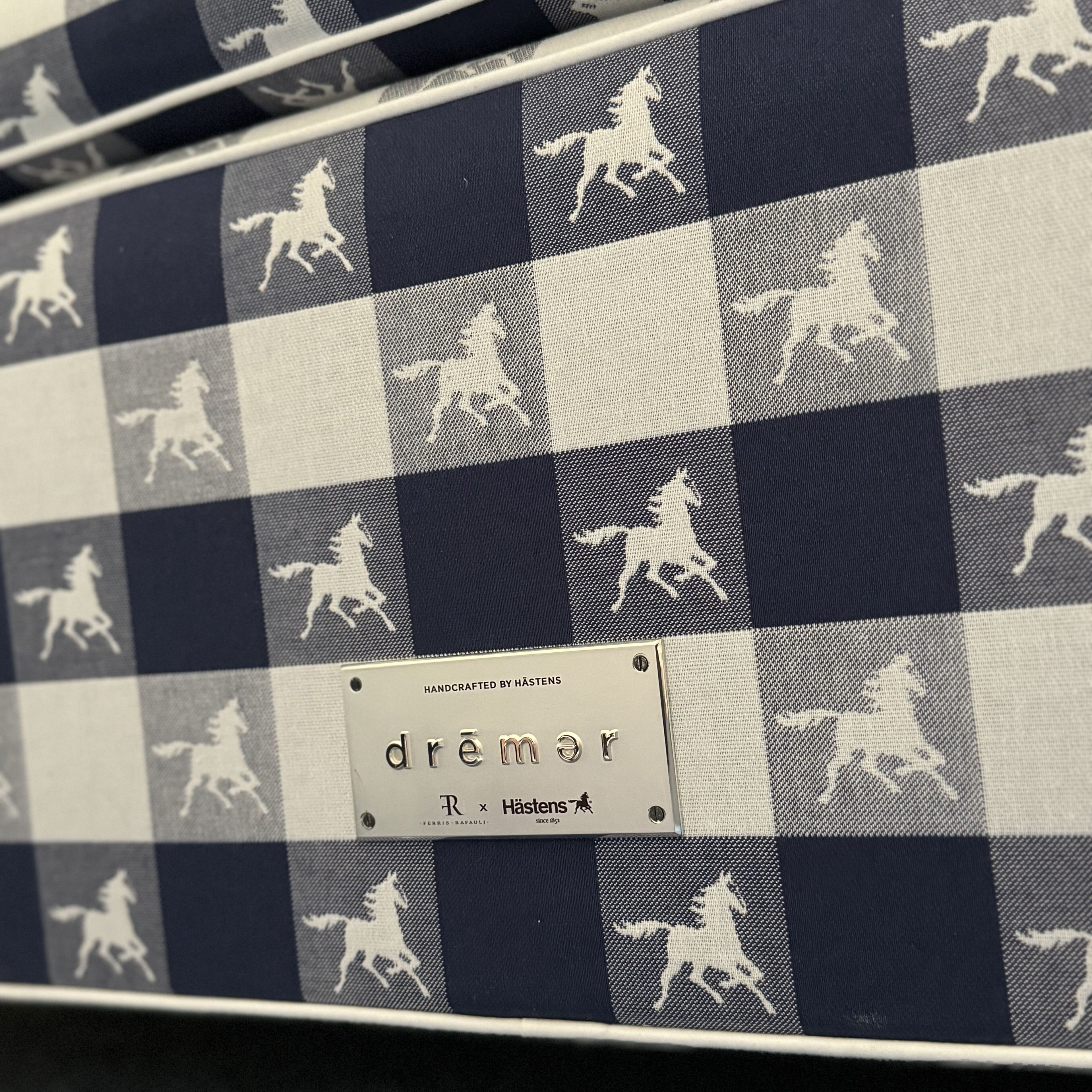 classic double room | 1 bedroom, premium bedding, desk, laptop workspace