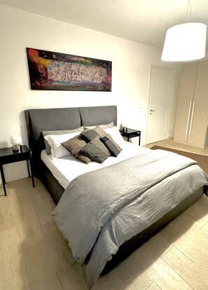 Deluxe Double Room, Courtyard View | Down comforters, in-room safe, desk, laptop workspace