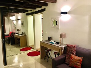 Appartement Design, plusieurs lits, cuisine | Coin séjour