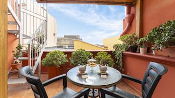 Standardzimmer, 1 Schlafzimmer, mit Bad, Stadtblick | Dachterrasse