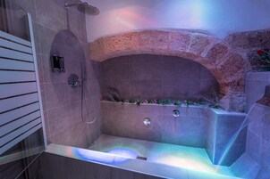 Bañera profunda