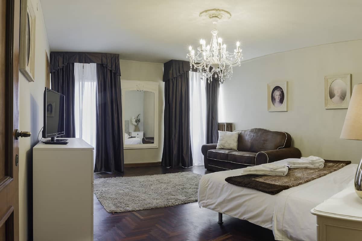 Apartment, 3 Bedrooms, Terrace (check-in online) | Premium bedding, down comforters, individually furnished, soundproofing