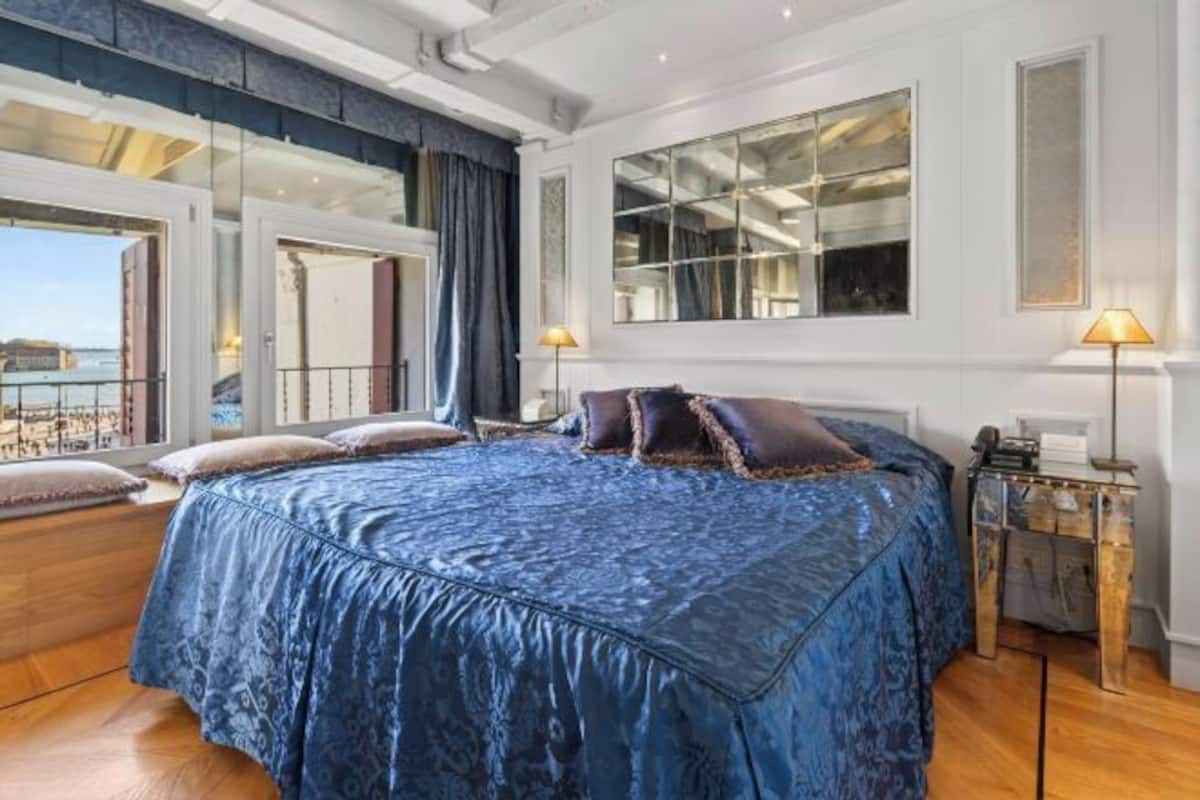 Premium bedding, minibar, in-room safe, individually furnished