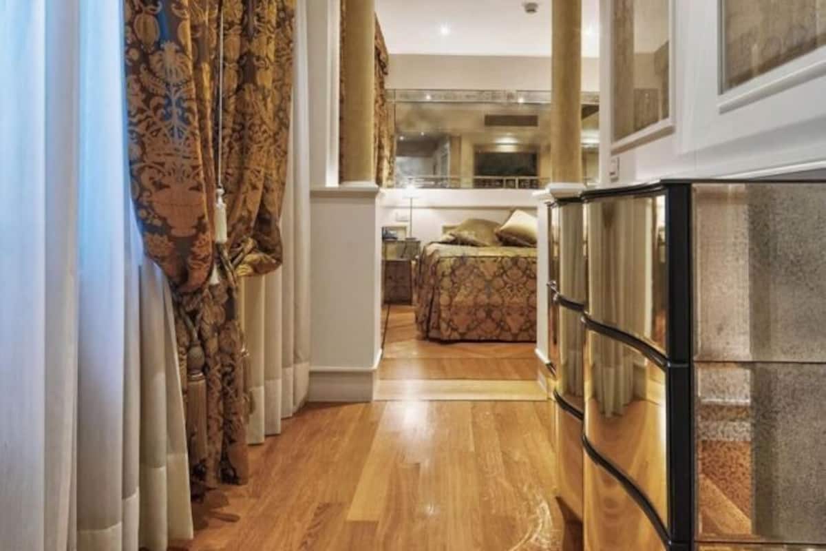 高級寢具、迷你吧、客房內保險箱、布置獨特