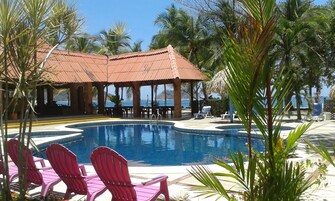 Outdoor pool, free cabanas