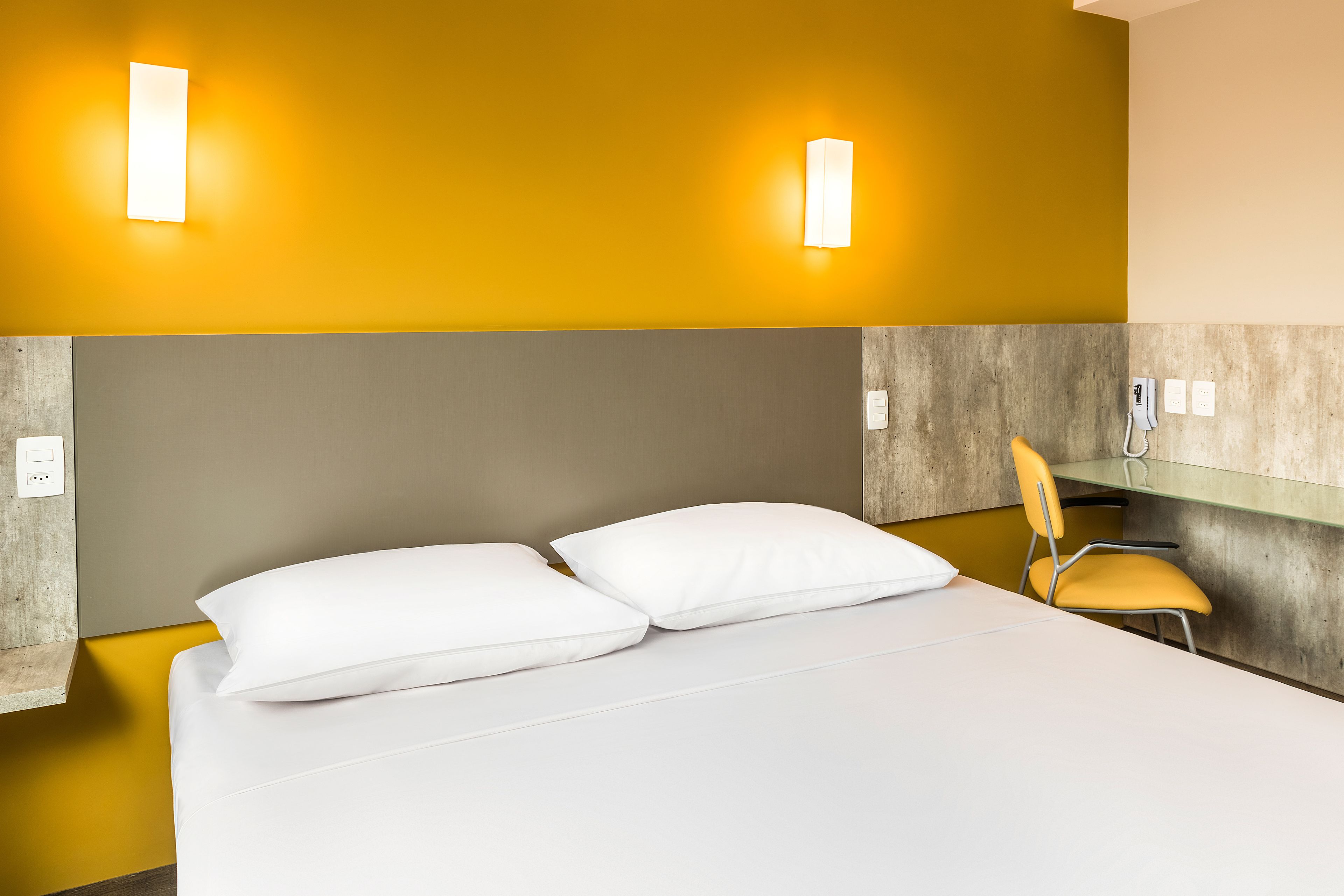 minibar, in-room safe, desk, laptop workspace