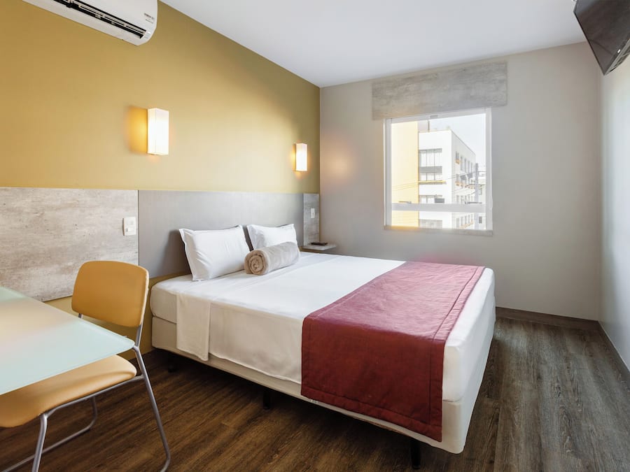 Standard Double Room | Minibar, in-room safe, desk, laptop workspace