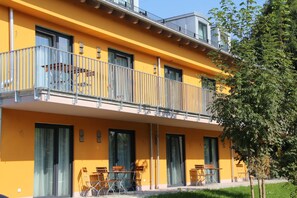 Exterior - Schäfer Boardinghouse (Groebenzell)