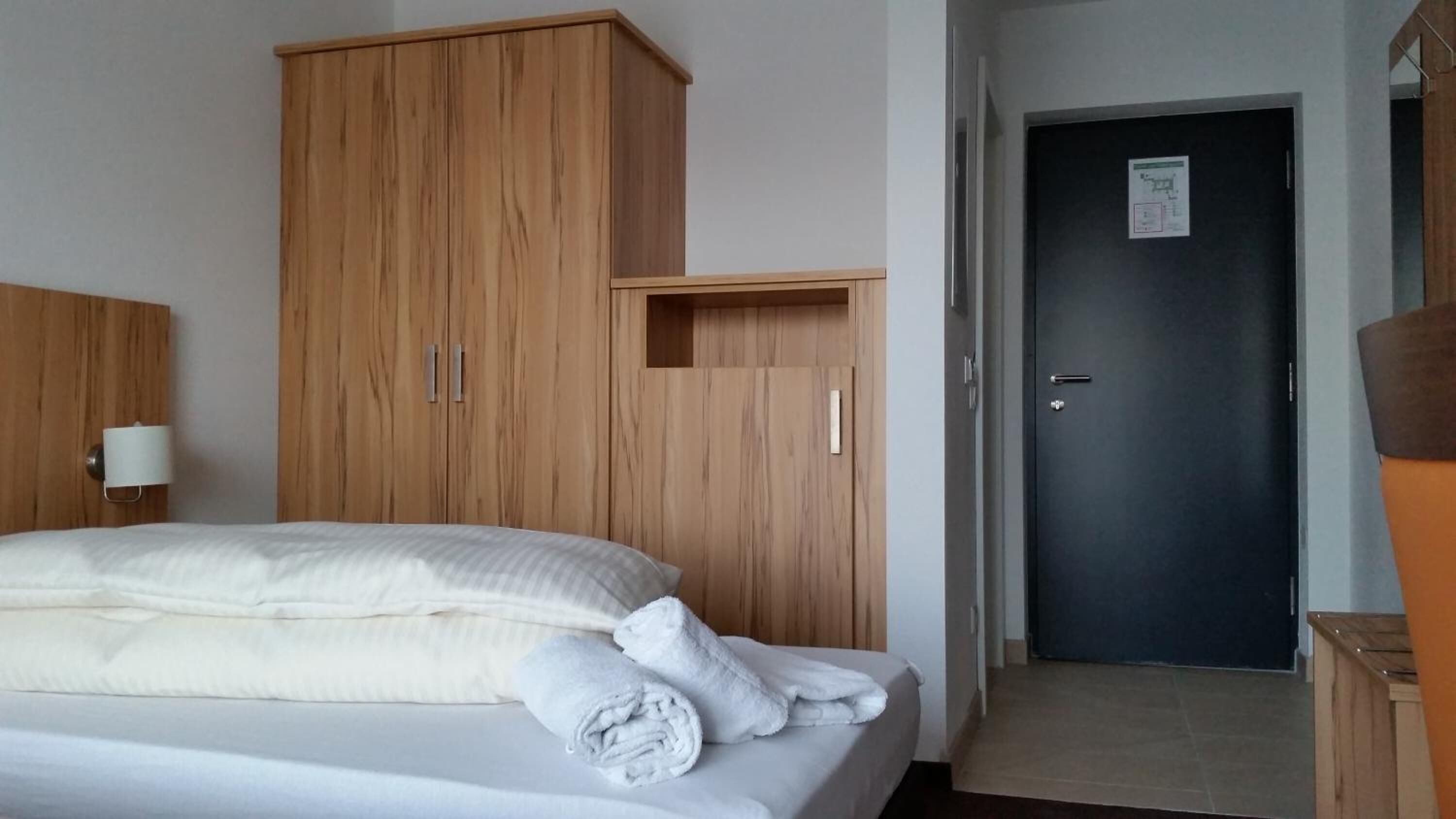 Photo - Schäfer Boardinghouse