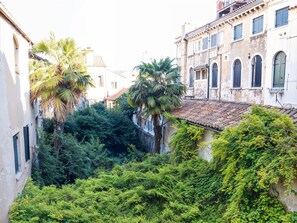 إطلالة الغرفة