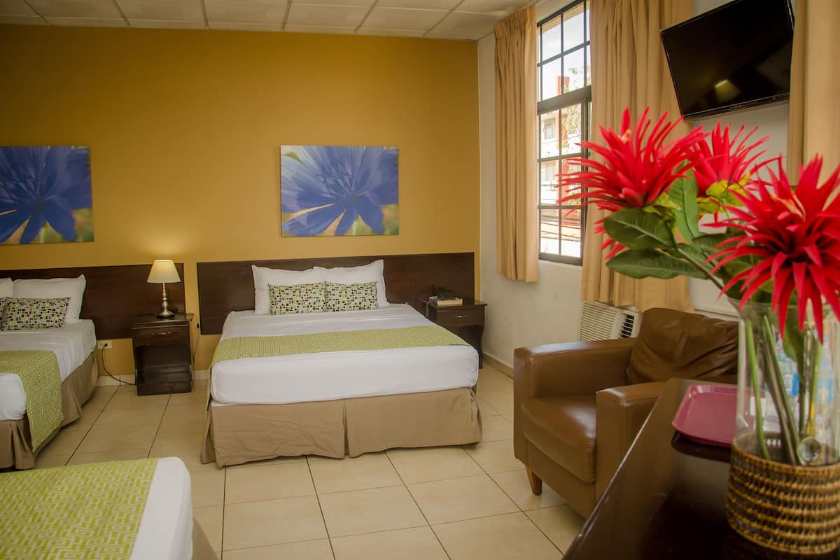 Standard Quadruple Room | Desk, WiFi (free), bed sheets