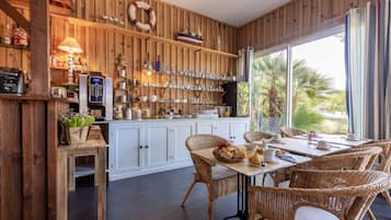 Daily buffet breakfast (EUR 14 per person)