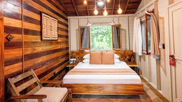 Jungle Cabin | In-room safe, individually decorated, individually furnished