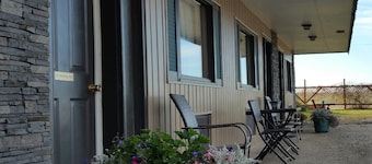 Maple Leaf Motel