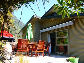 BBQ/picnic area - Franz Josef Treetops (Franz Josef Glacier)