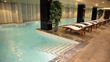 Indoor pool, outdoor pool