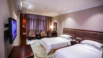 Minibar, in-room safe, iron/ironing board, alarm clocks