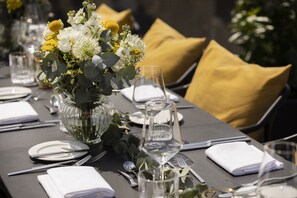 Indoor wedding - INNSiDE by Meliá Aachen (Aachen)