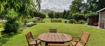 Burkes Pass Country Motel