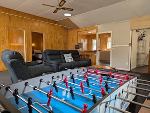 Individually decorated, laptop workspace, iron/ironing board, free WiFi - Burkes Pass Country Motel (Burkes Pass)