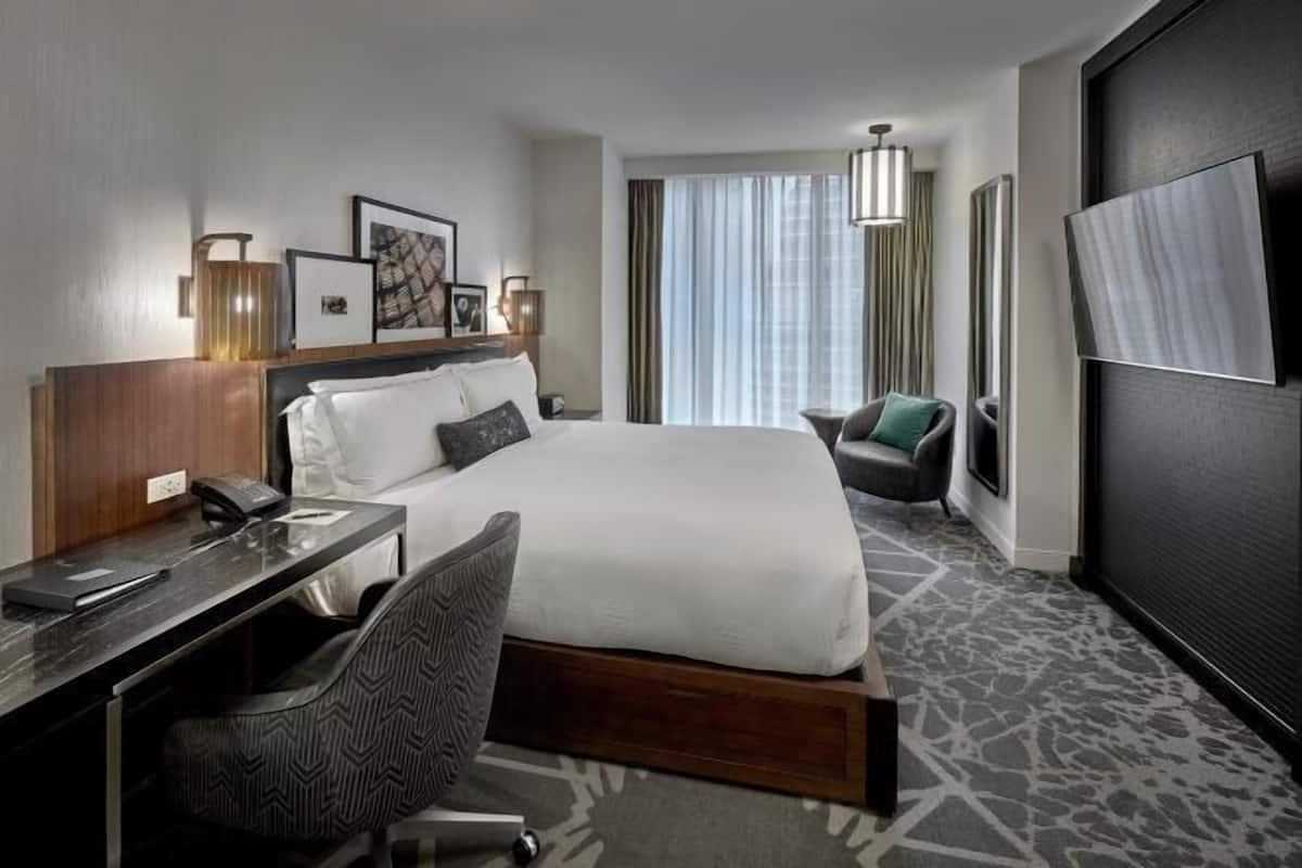 Italiaanse Frette-lakens, luxe beddengoed, een kluis op de kamer