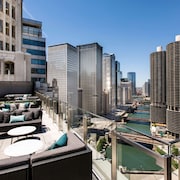 LondonHouse Chicago, Curio Collection by Hilton