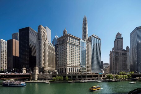 LondonHouse Chicago, Curio Collection by Hilton - Image 53