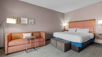 Room, 1 King Bed with Sofa bed, Non Smoking, Refrigerator & Microwave | Living area