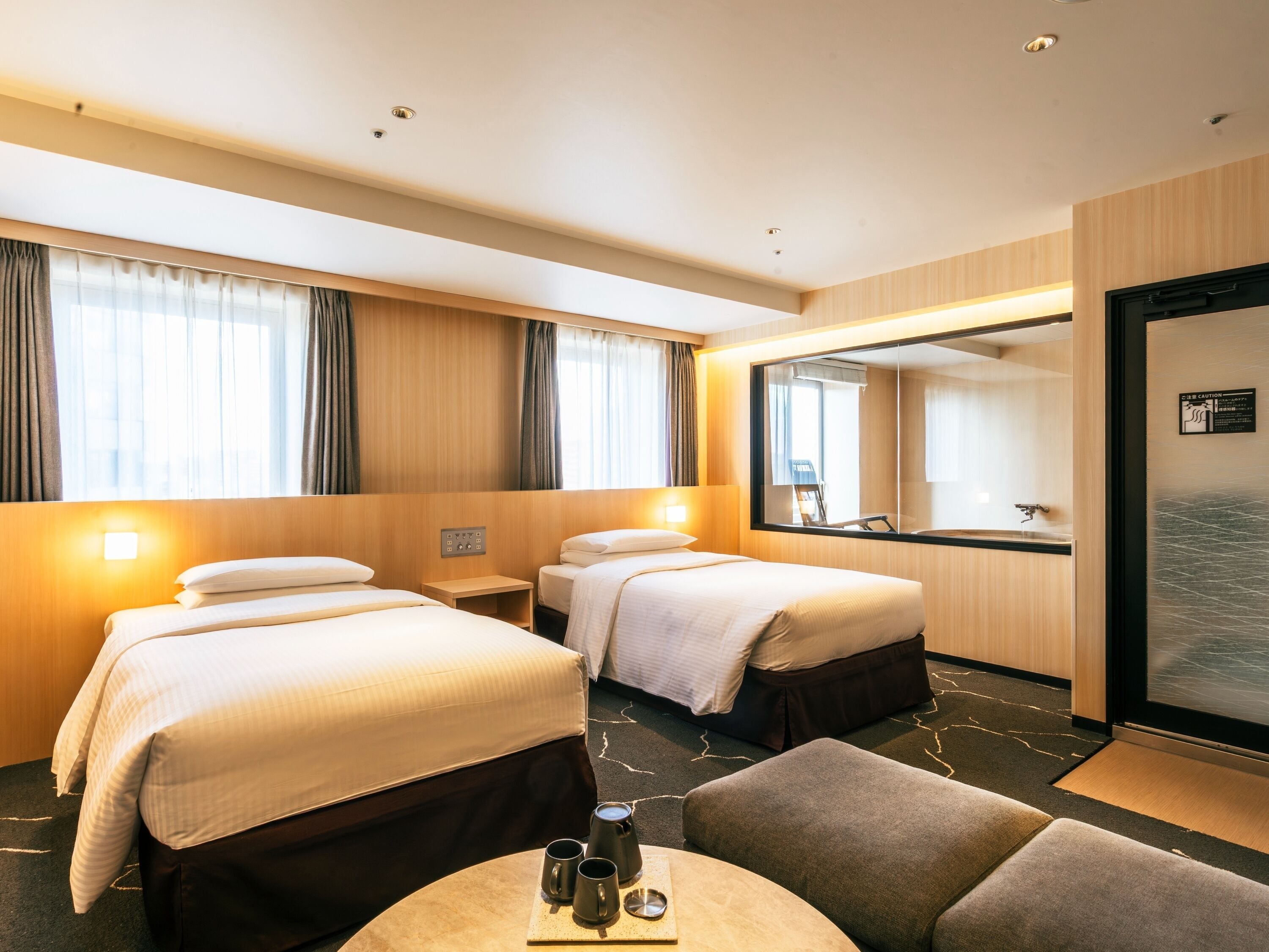 Spa Premier Twin Room [No Smoking] Extra beds will be provided depends on the number of adults | Literie de qualité supérieure, couette en duvet d'oie