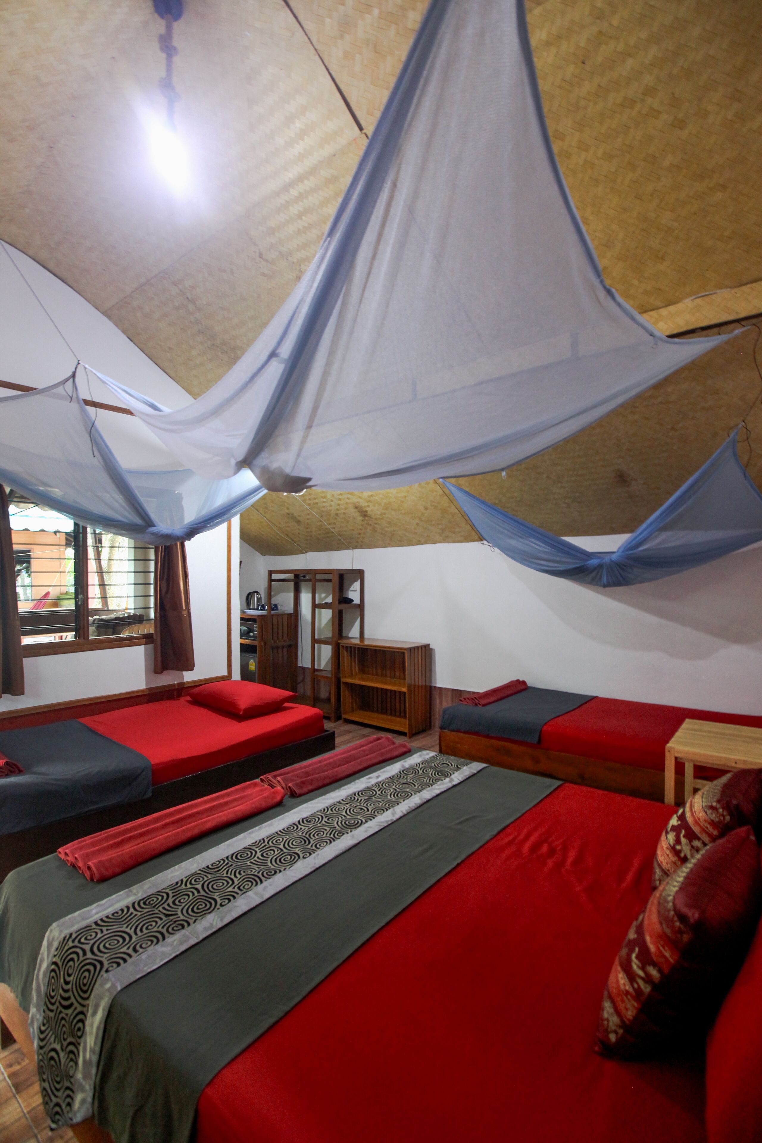 Family Bungalow | In-room safe, desk, laptop workspace, free WiFi