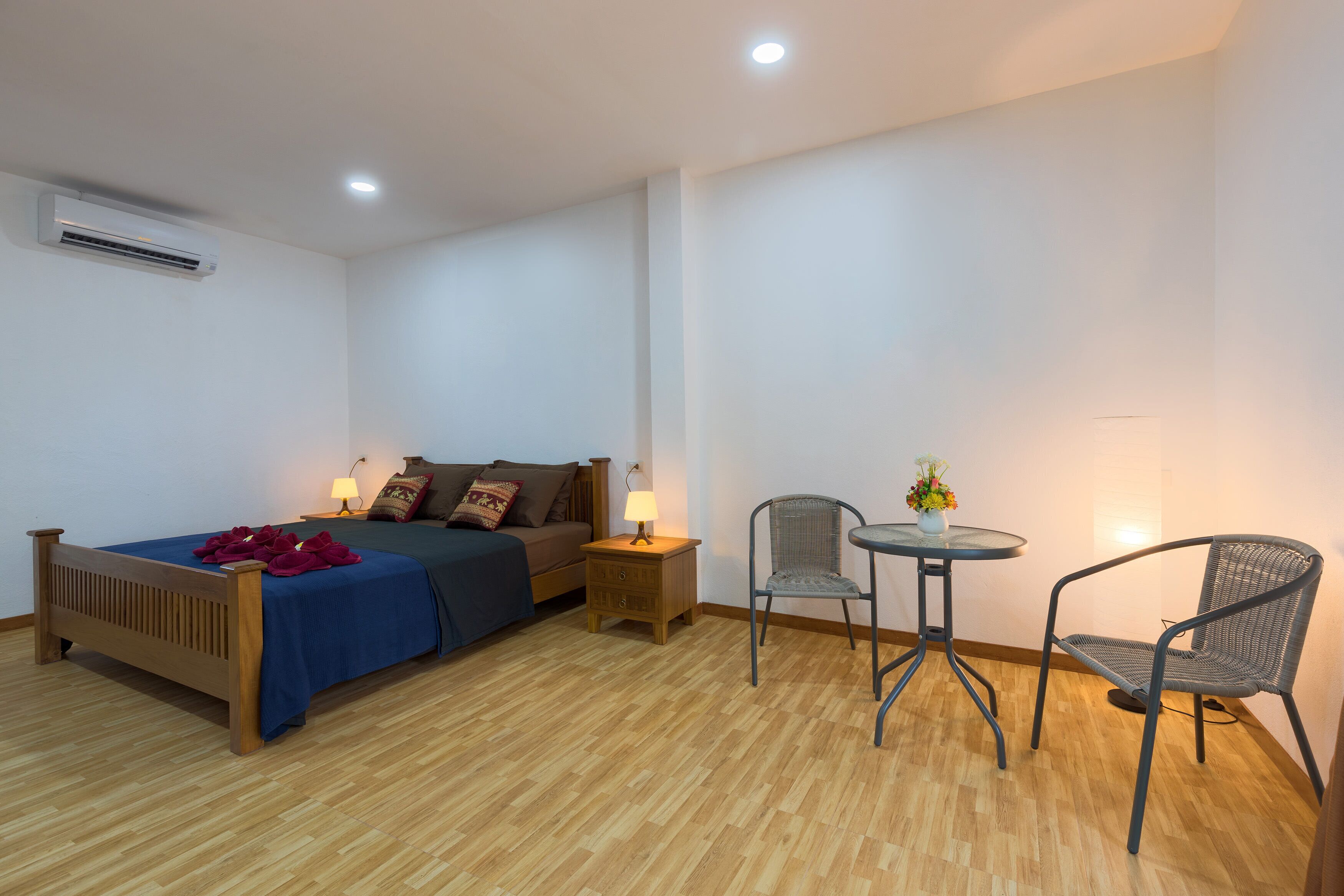 Superior-Doppelzimmer, 1 King-Bett | Zimmersafe, Schreibtisch, laptopgeeigneter Arbeitsplatz