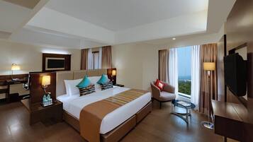 Minibar, in-room safe, desk, soundproofing