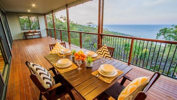 إطلالة من الشرفة