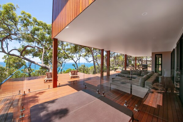 Luxe huis, 4 slaapkamers, uitzicht op zee | Terras