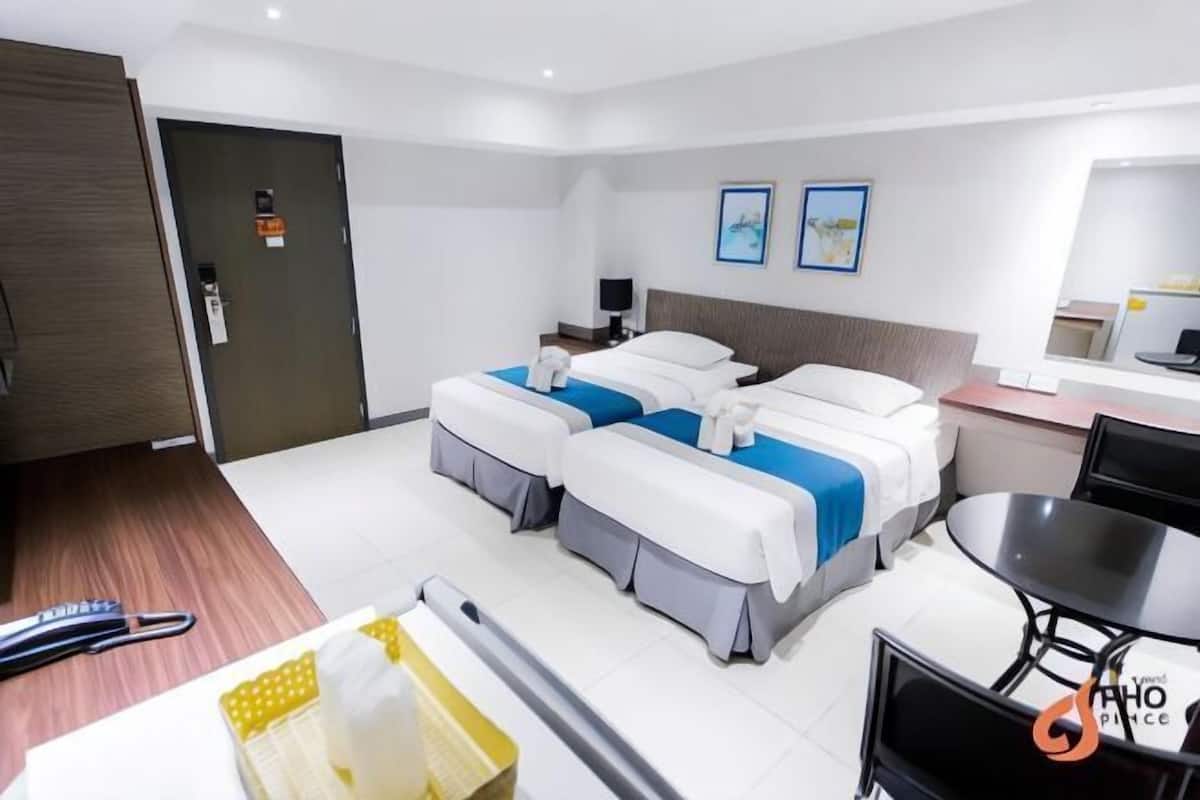 In-room safe, desk, rollaway beds (surcharge), WiFi (free)
