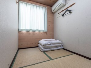 [Next to Bathroom] Japanese Style Room,Shared Bathroom, Non Smoking (For 1 person) | Iron/ironing board, free WiFi