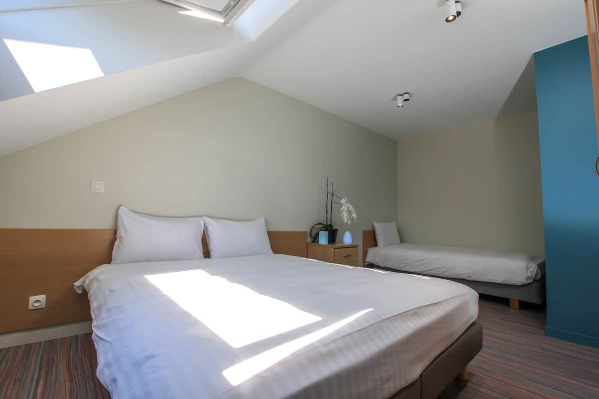 House, 2 Bedrooms