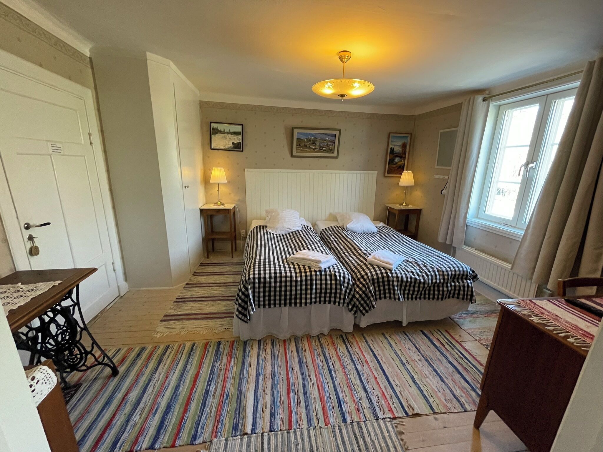 Double Room, Shared Bathroom | Individually decorated, individually furnished, free WiFi, bed sheets