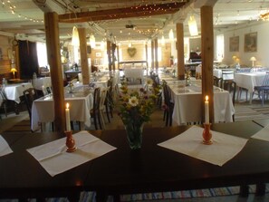 Salle à déjeuner