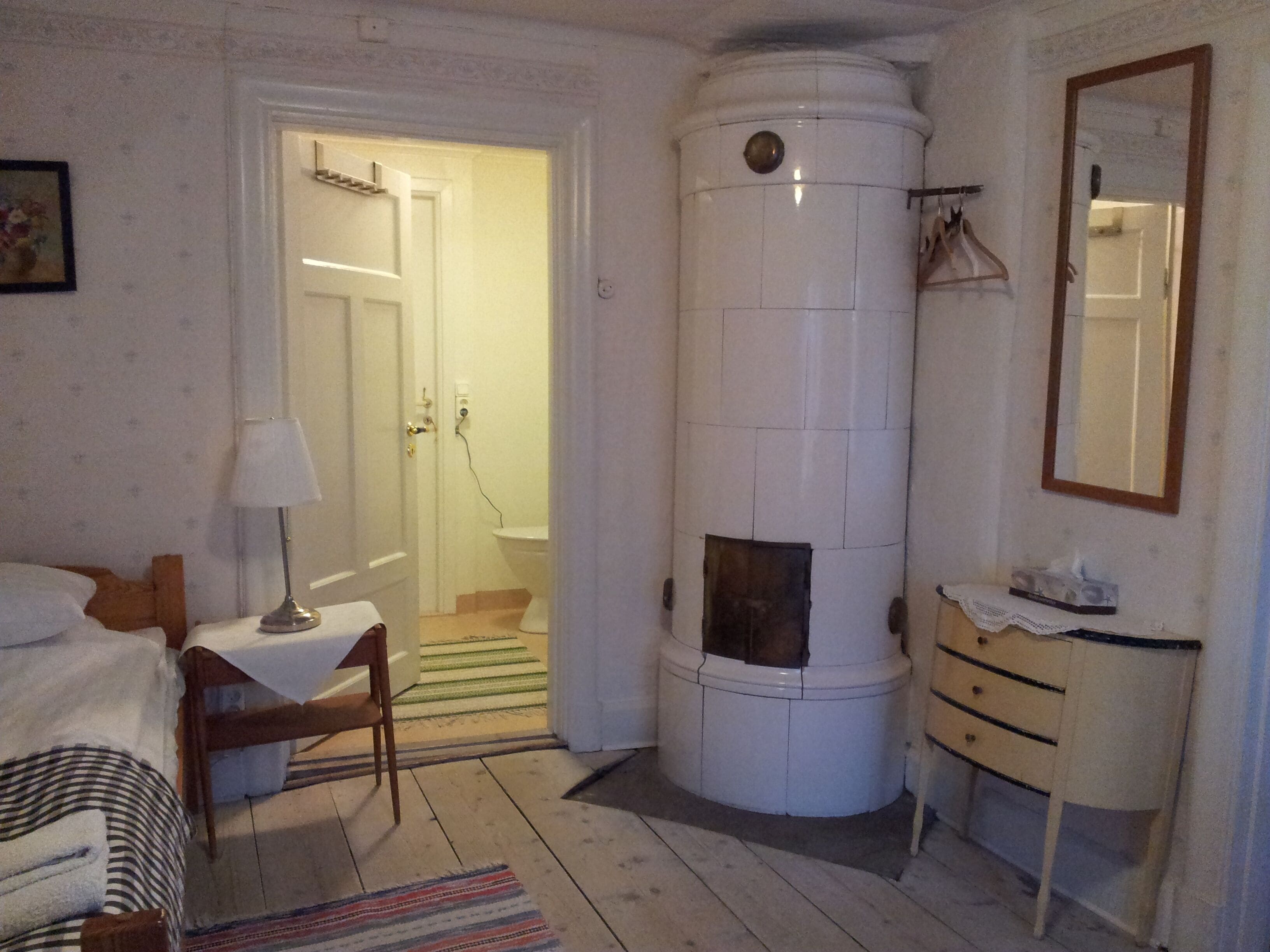 Dubbelrum - delat badrum | Individuell inredning, unika möbler, gratis wi-fi och sängkläder