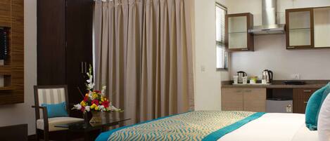 1 bedroom, minibar, in-room safe, desk