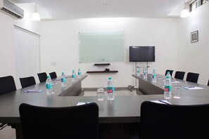 Meeting facility - Stately Suites MG Road (Gurugram)