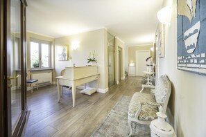 Reception - Locanda Borgo Vecchio (Neive)