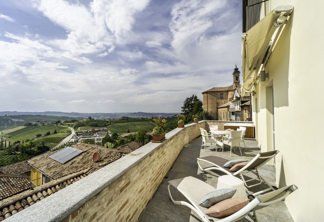 Suite, 1 letto king, idromassaggio, vista collina | Terrazza/patio