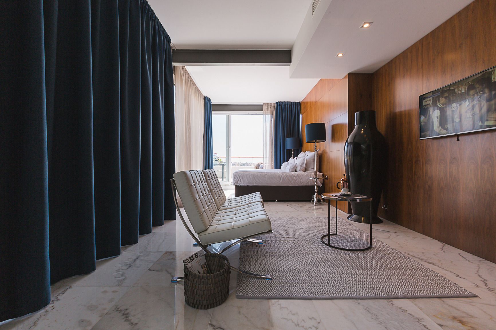 double room, harbour view (grand harbor sky villa) | living area | flat-screen tv, ipod dock