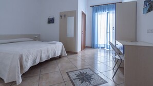 Ropa de cama de alta calidad, escritorio y camas plegables/adicionales